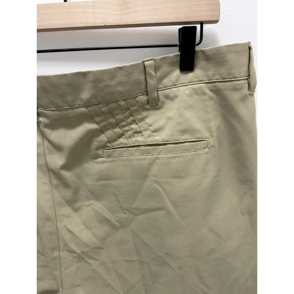 Adidas‎ Golf Shorts Mens 38 Khaki Beige Flat Front Performance Stretch Casual